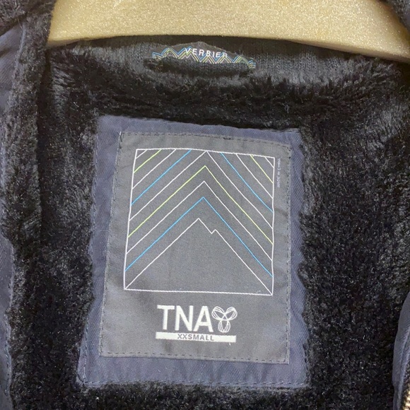 TNA Verbier Women's Black Parka Water & Wind Resistant Warm Snow Jacket - Picture 9 of 13